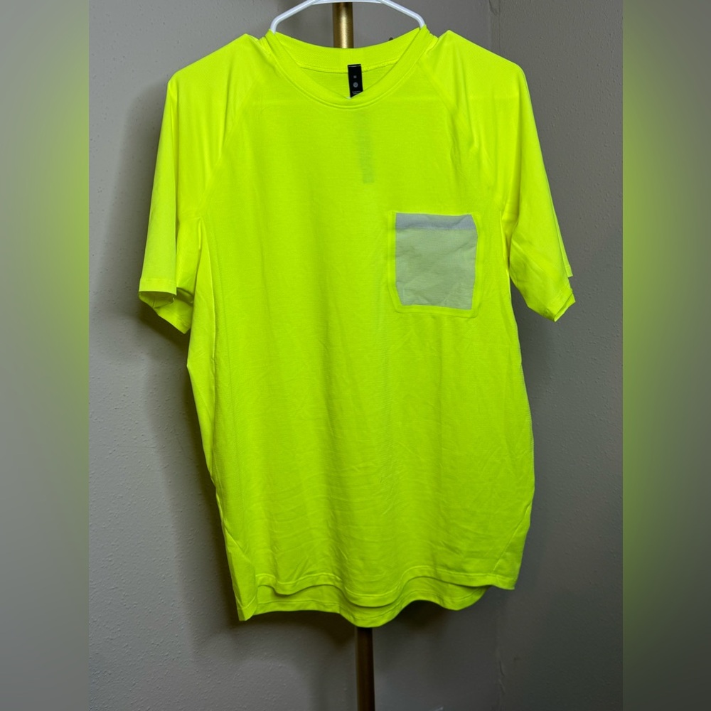Lululemon ventilated hiking short sleeve shirt